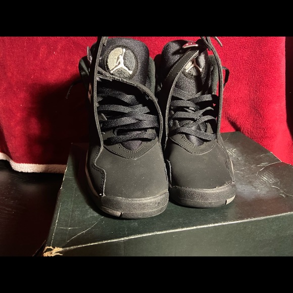 Jordan 8 Chrome - Picture 2 of 7